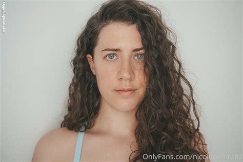 nicole quinn nude|HiNicoleQuinns Porn Videos 